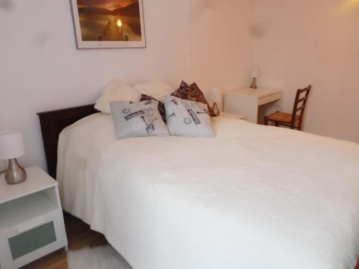 Les Marronniers Bed & Breakfast La Chapelle-sous-Brancion Dış mekan fotoğraf
